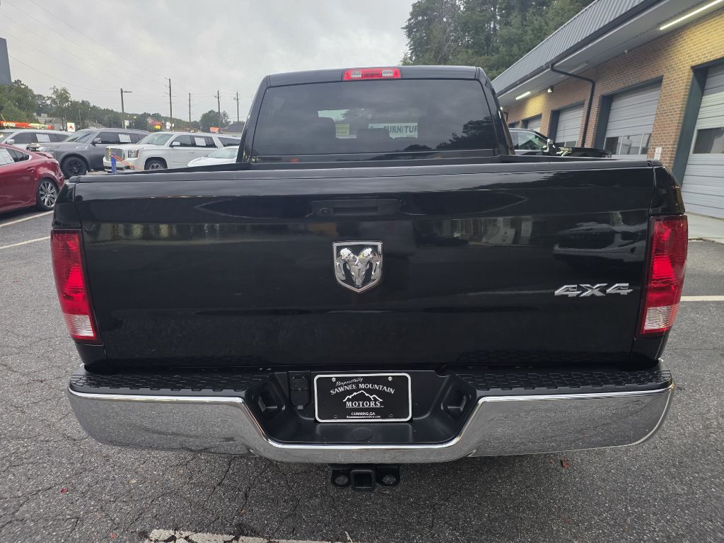 Photo 4 of this RAM 1500 CLASSIC