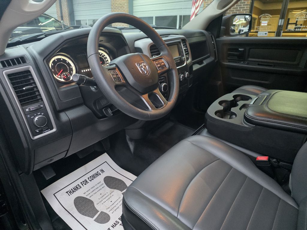 Photo 9 of this RAM 1500 CLASSIC