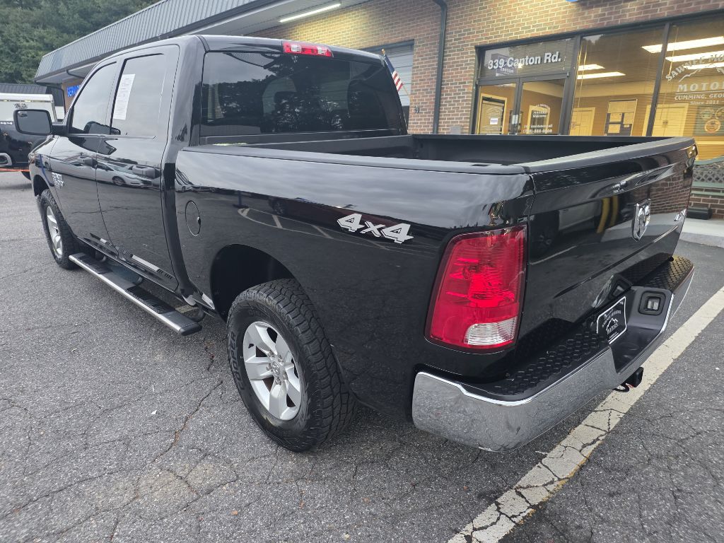 Photo 3 of this RAM 1500 CLASSIC