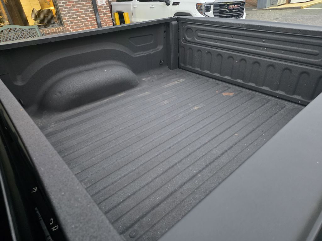 Photo 19 of this RAM 1500 CLASSIC