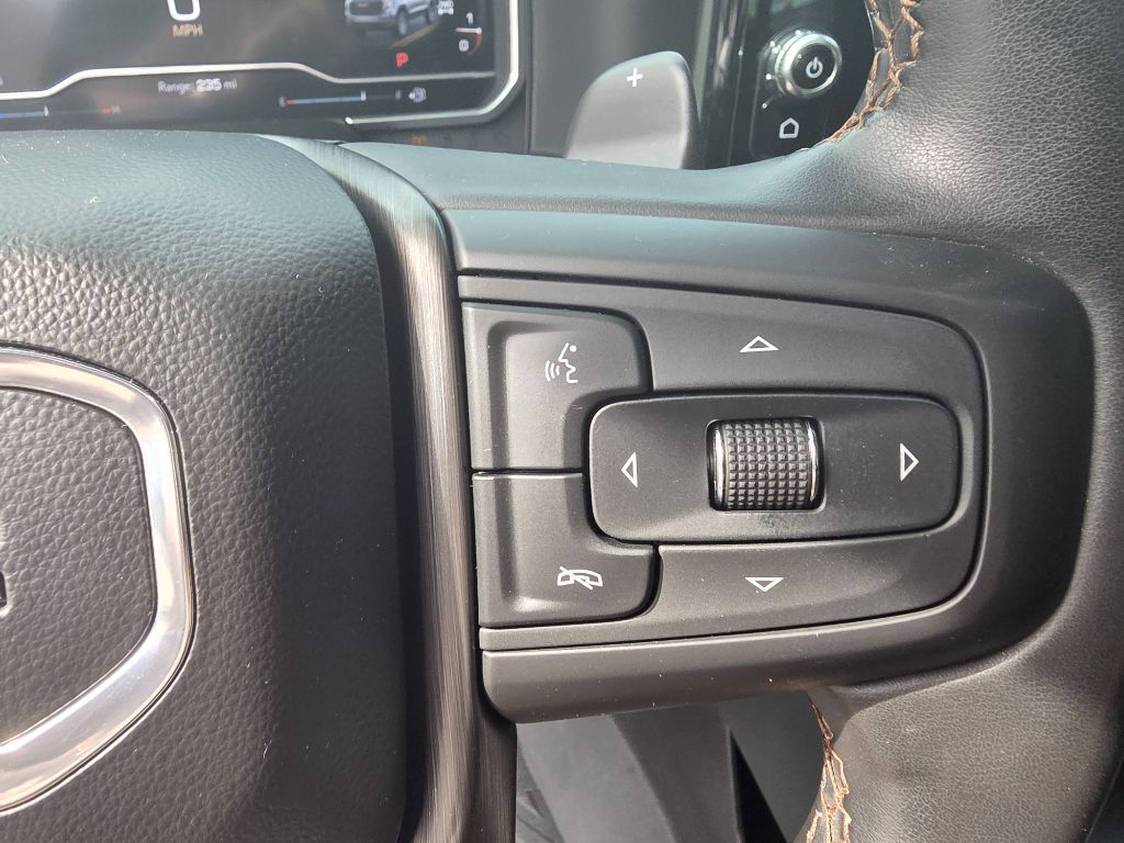 Photo 21 of this GMC SIERRA 1500