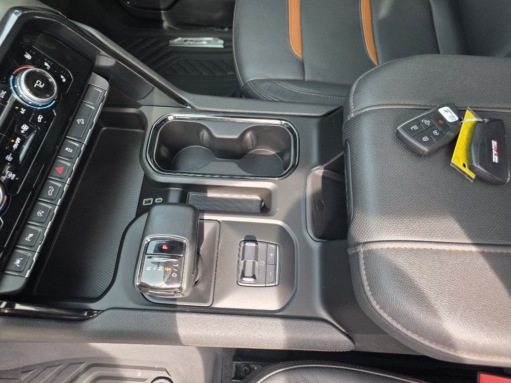 Photo 14 of this GMC SIERRA 1500