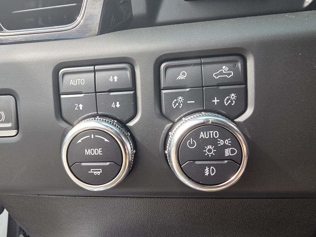 Photo 13 of this GMC SIERRA 1500