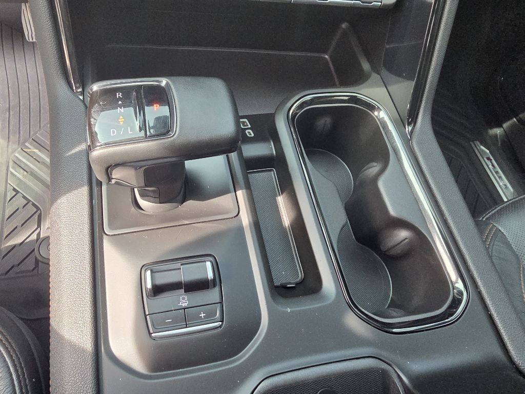 Photo 17 of this GMC SIERRA 1500