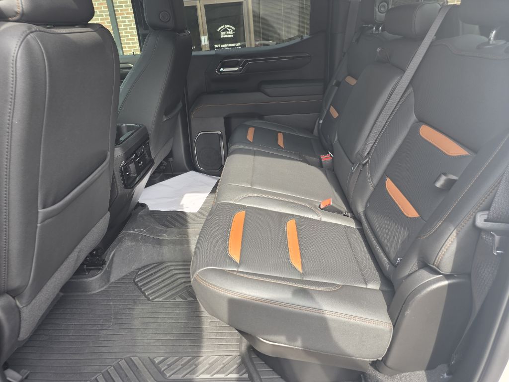 Photo 23 of this GMC SIERRA 1500