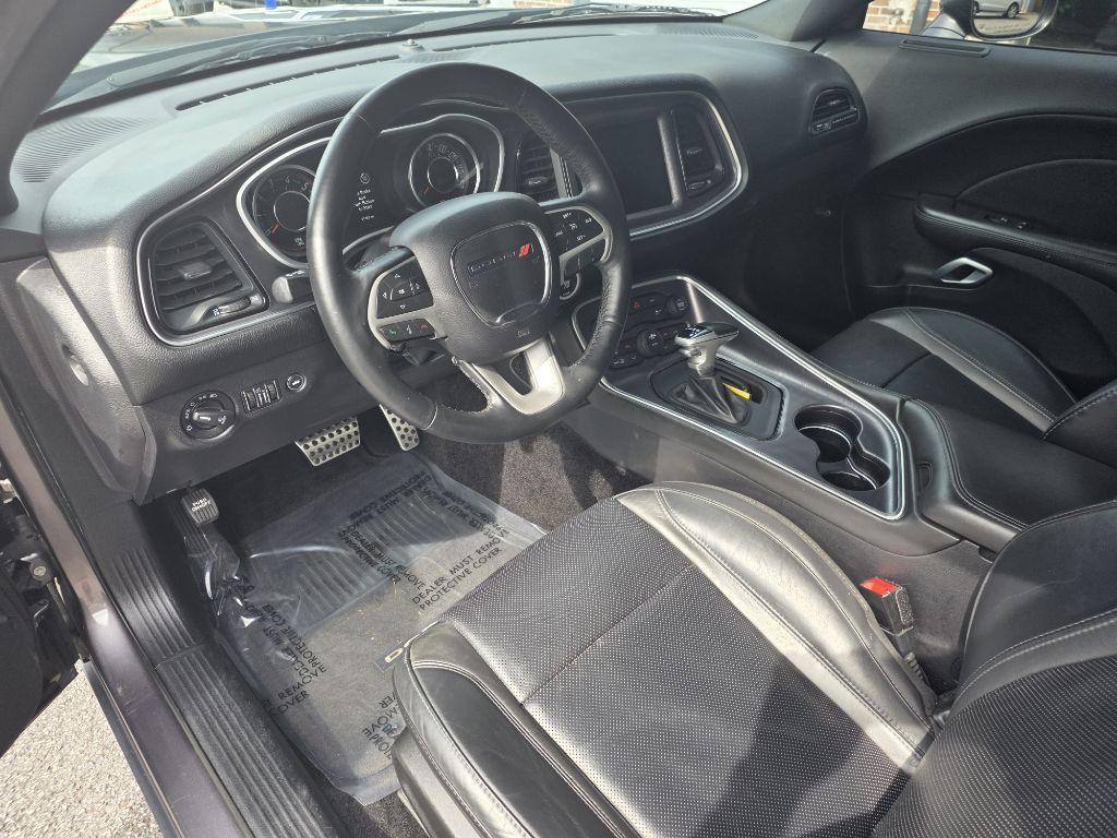 Photo 9 of this DODGE CHALLENGER