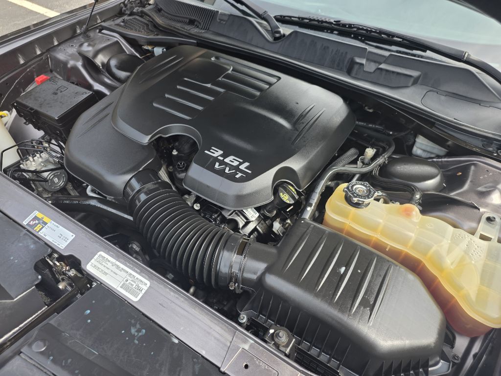 Photo 27 of this DODGE CHALLENGER