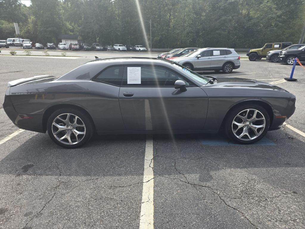 Photo 6 of this DODGE CHALLENGER