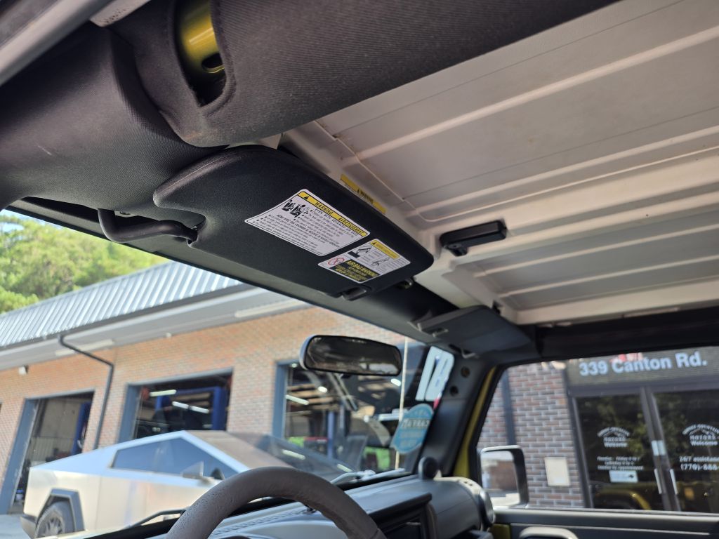 Photo 20 of this JEEP WRANGLER UNLIMI