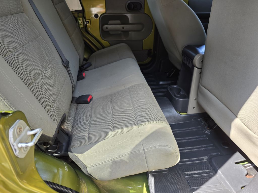Photo 24 of this JEEP WRANGLER UNLIMI