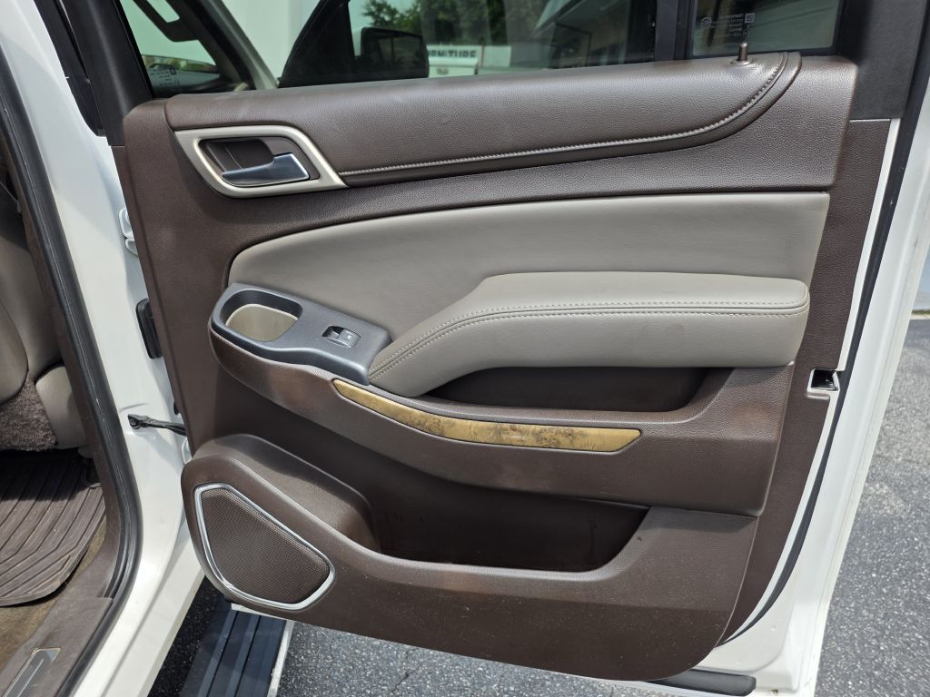 Photo 29 of this GMC YUKON XL