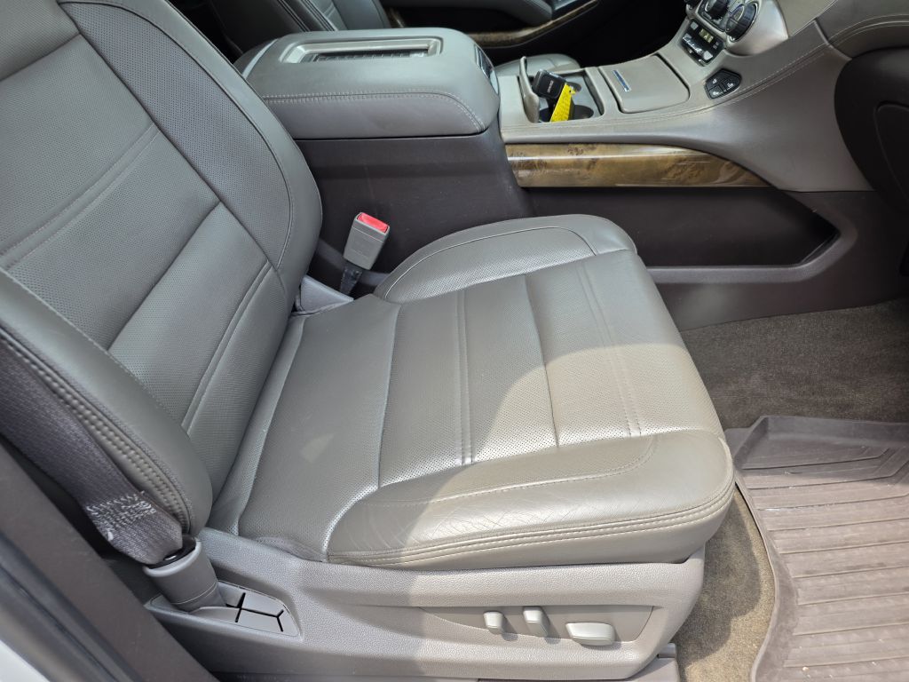 Photo 30 of this GMC YUKON XL