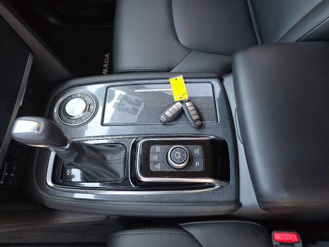 Photo 11 of this NISSAN ARMADA
