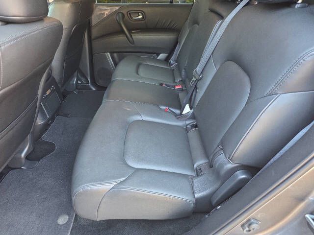 Photo 15 of this NISSAN ARMADA