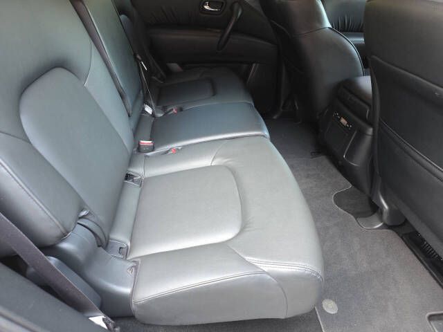 Photo 18 of this NISSAN ARMADA