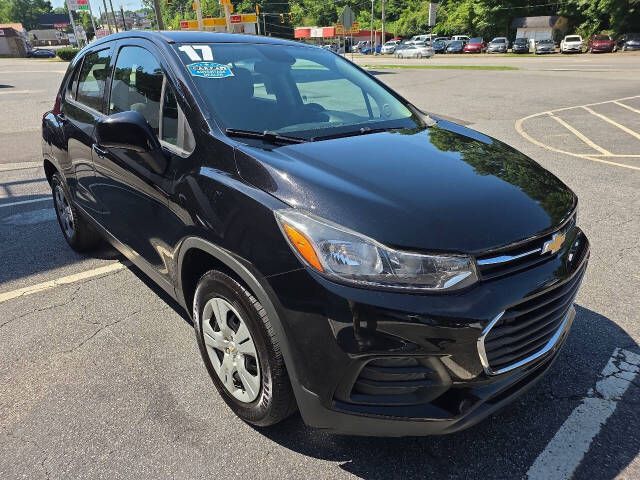 Photo 8 of this CHEVROLET TRAX