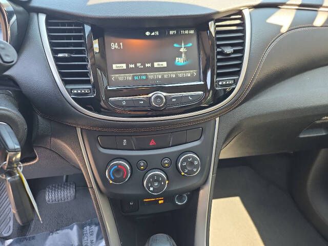 Photo 12 of this CHEVROLET TRAX