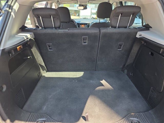 Photo 20 of this CHEVROLET TRAX