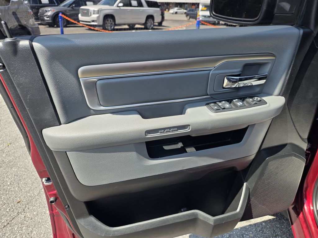Photo 13 of this RAM 1500