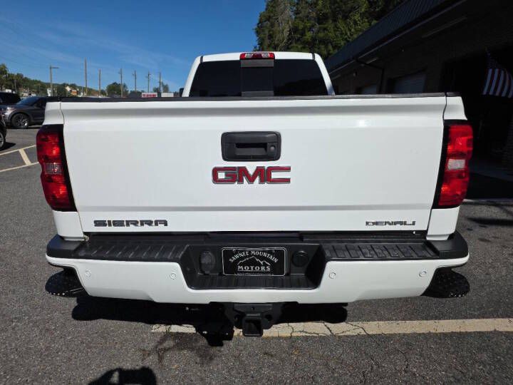 Photo 4 of this GMC SIERRA 3500HD