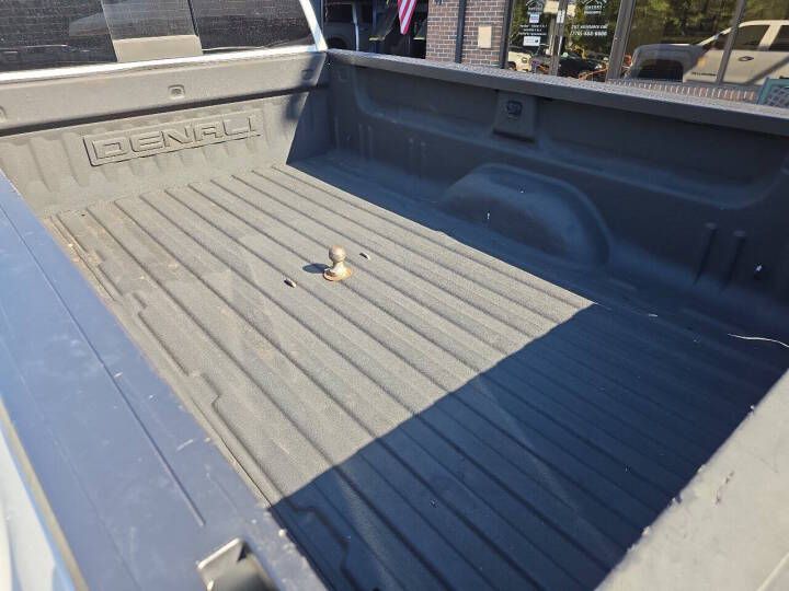 Photo 5 of this GMC SIERRA 3500HD