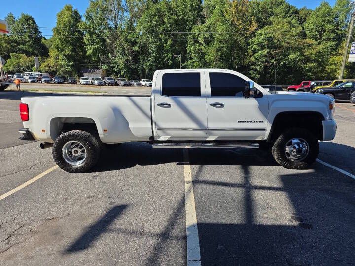 Photo 7 of this GMC SIERRA 3500HD