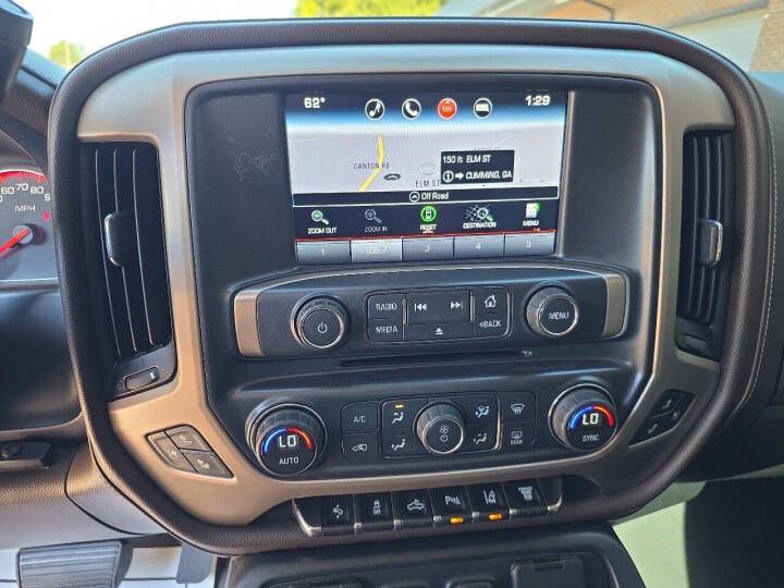 Photo 17 of this GMC SIERRA 3500HD