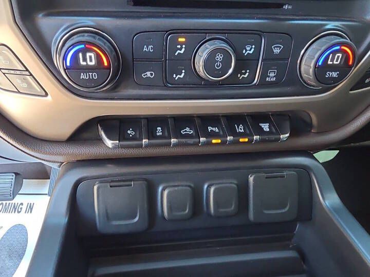 Photo 18 of this GMC SIERRA 3500HD