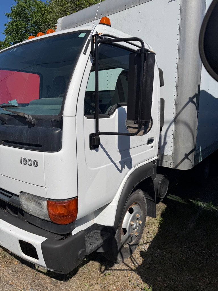 Photo 3 of this NISSAN DIESEL UD1200