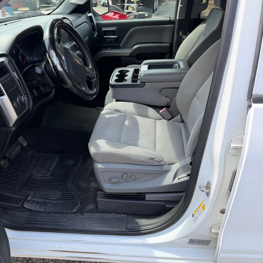 Photo 16 of this CHEVROLET SILVERADO 1500
