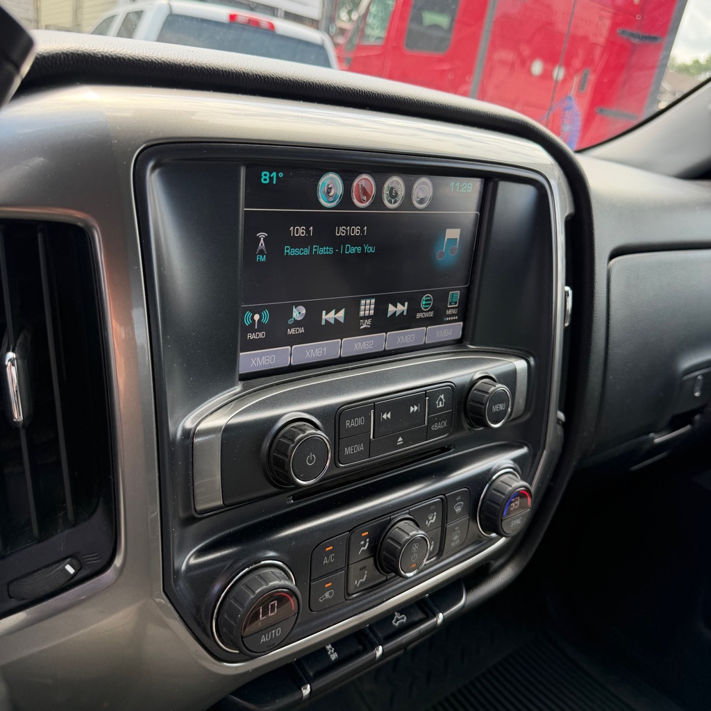 Photo 22 of this CHEVROLET SILVERADO 1500