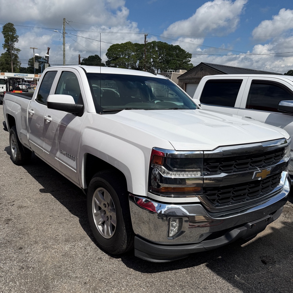 Photo 2 of this CHEVROLET SILVERADO 1500