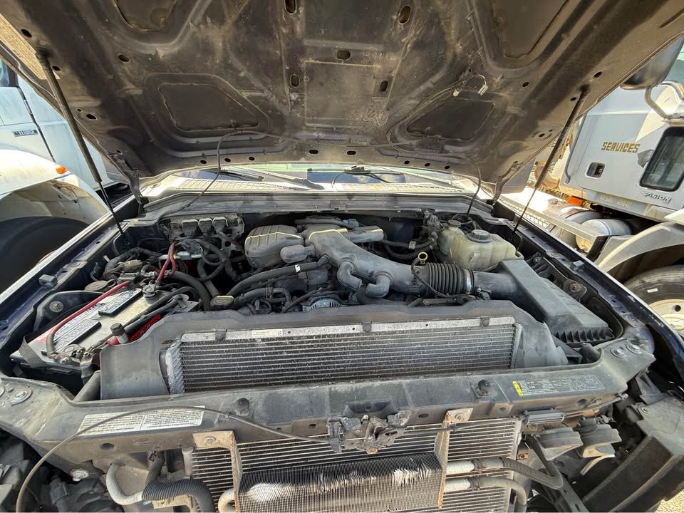 Photo 5 of this FORD F350