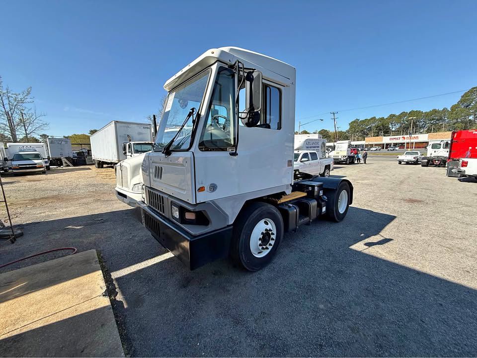 2018 KALMAR OTTOWA T2 SPOTTER TRUCK