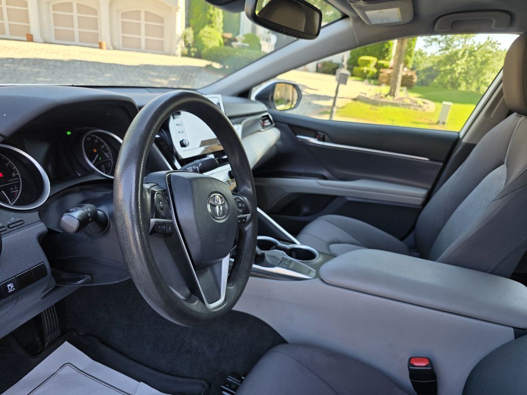 Photo 12 of this TOYOTA CAMRY