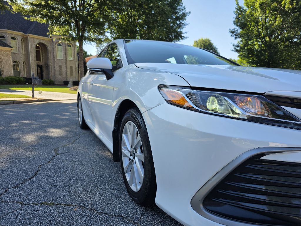 Photo 6 of this TOYOTA CAMRY