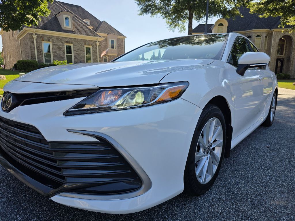 Photo 9 of this TOYOTA CAMRY