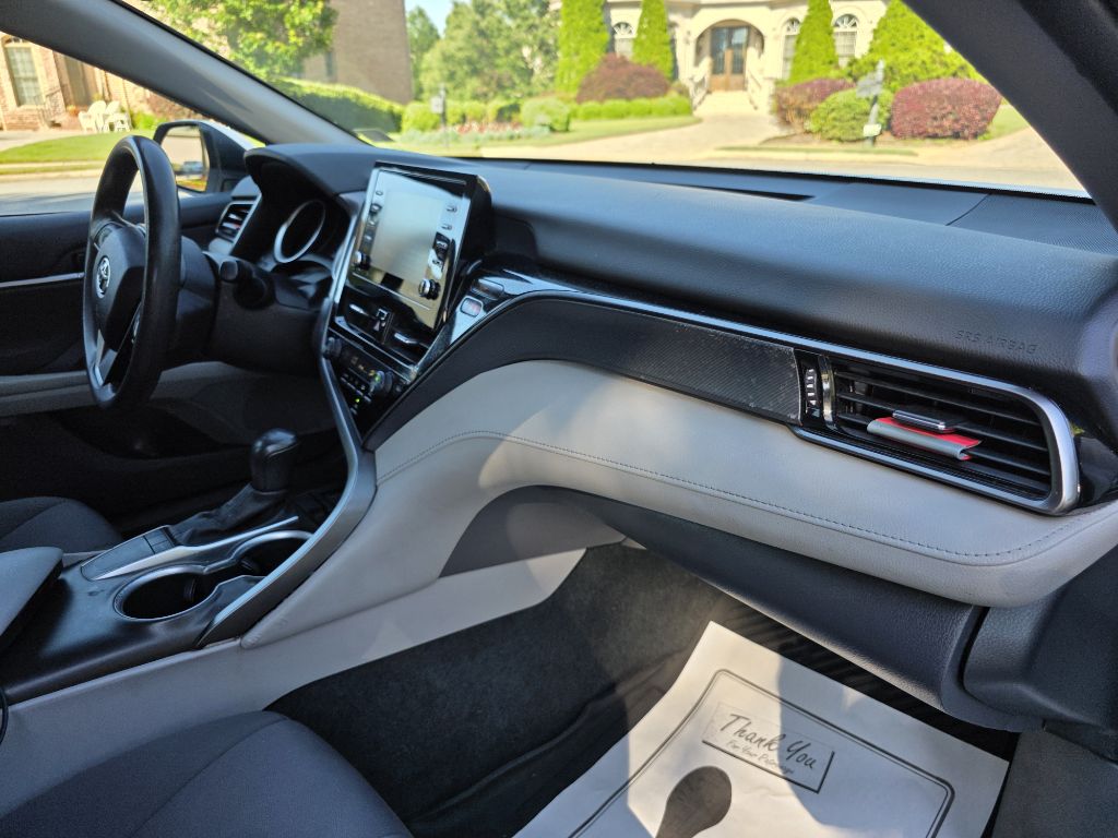 Photo 21 of this TOYOTA CAMRY
