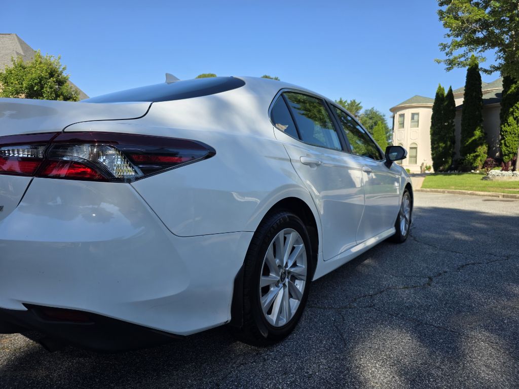 Photo 4 of this TOYOTA CAMRY