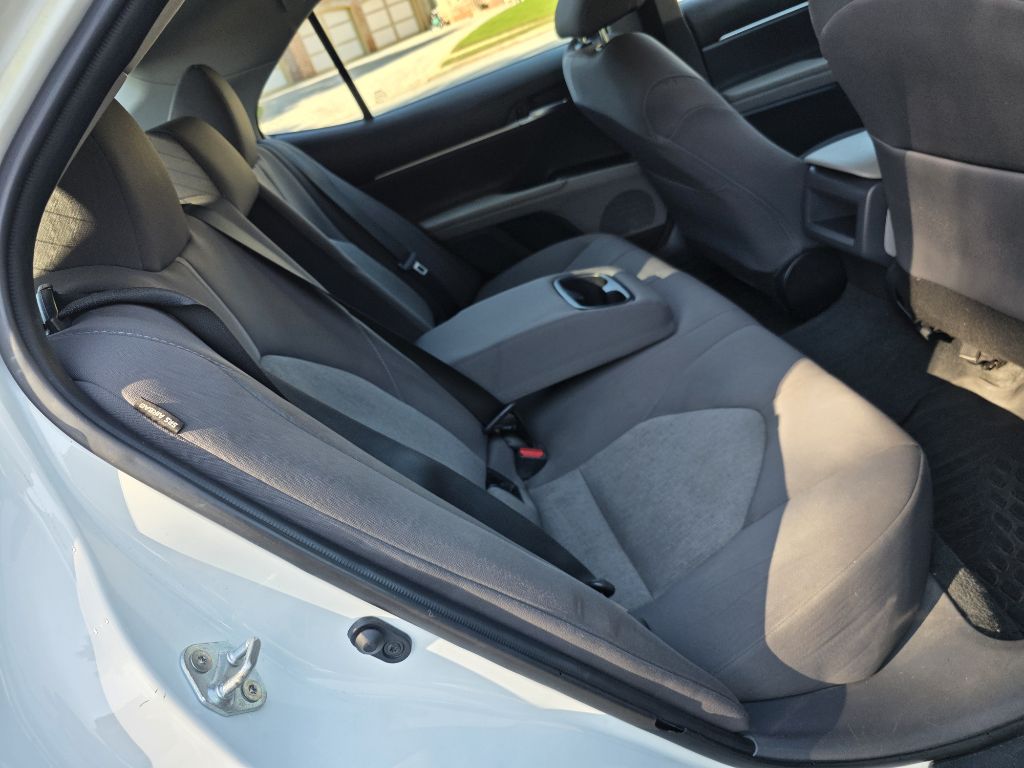 Photo 17 of this TOYOTA CAMRY