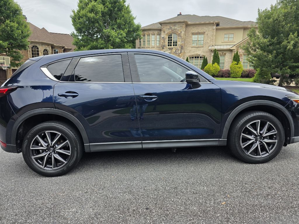 Photo 5 of this MAZDA CX-5
