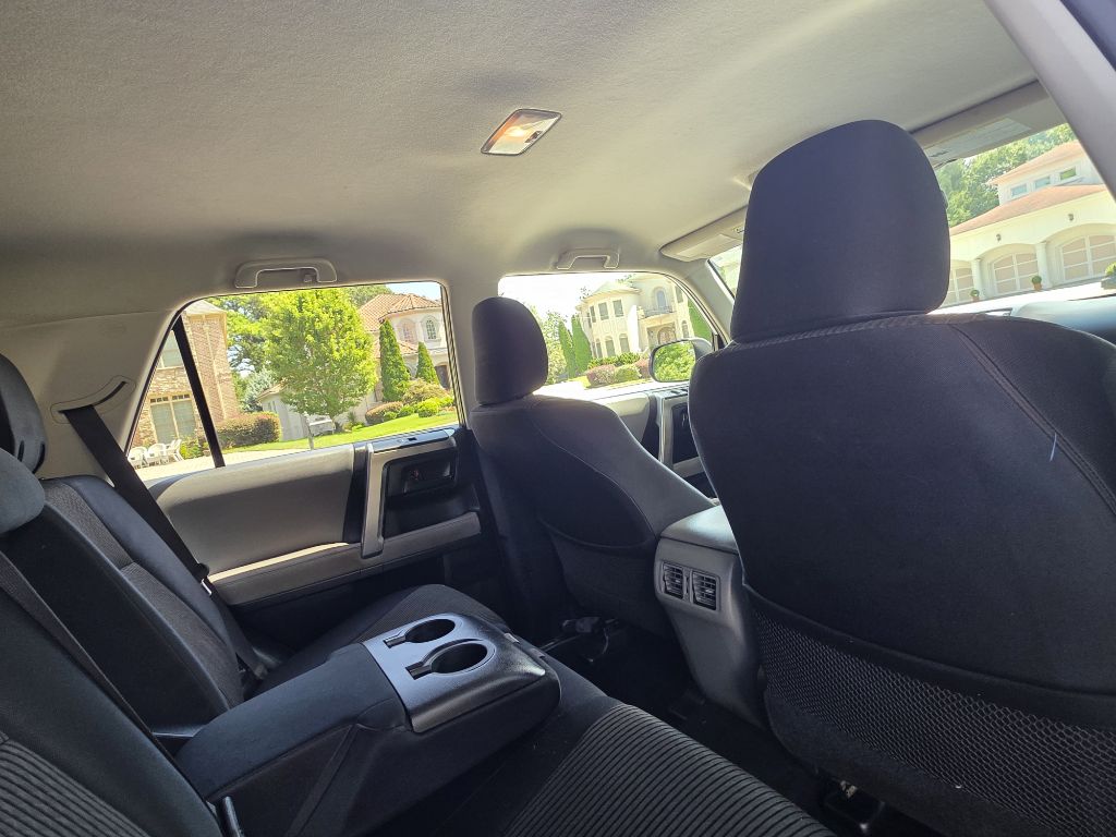 Photo 17 of this TOYOTA 4RUNNER