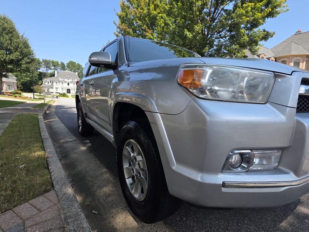 Photo 8 of this TOYOTA 4RUNNER