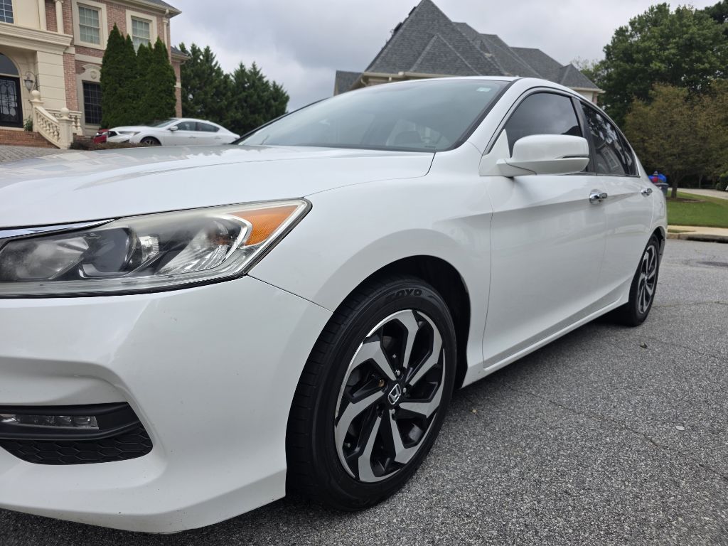 Photo 10 of this HONDA ACCORD