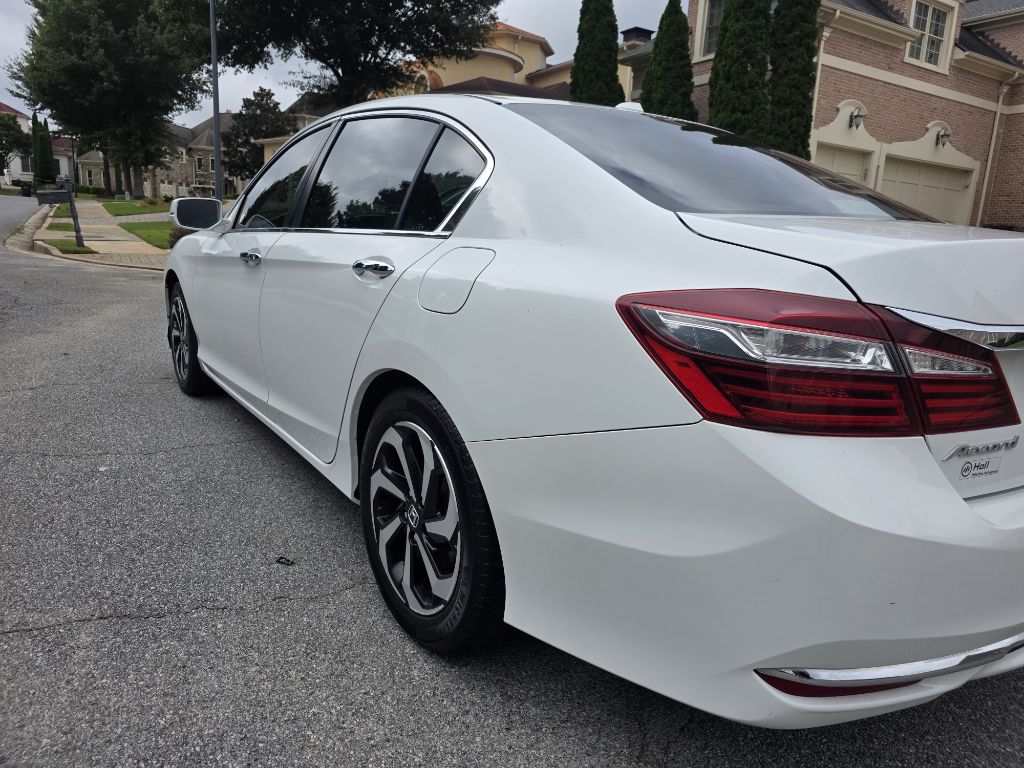 Photo 2 of this HONDA ACCORD