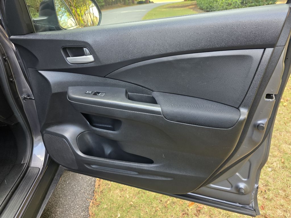 Photo 19 of this HONDA CR-V