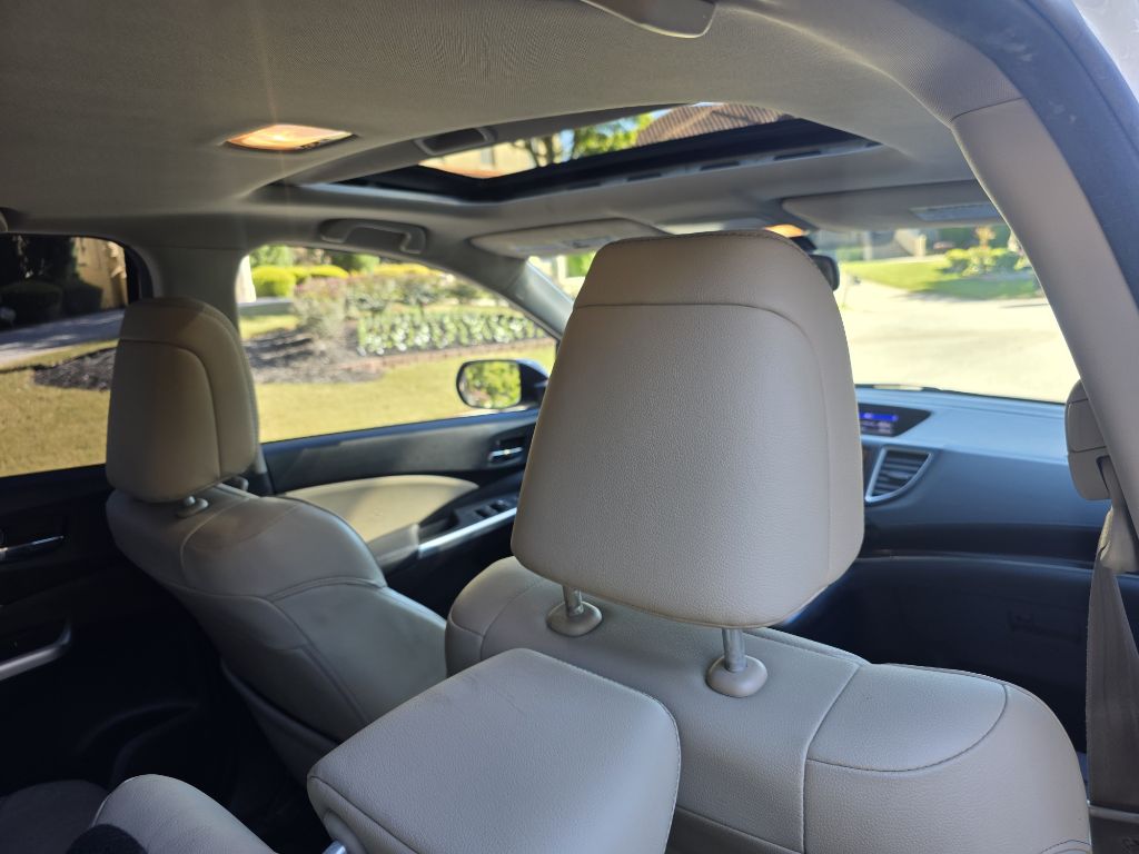 Photo 21 of this HONDA CR-V