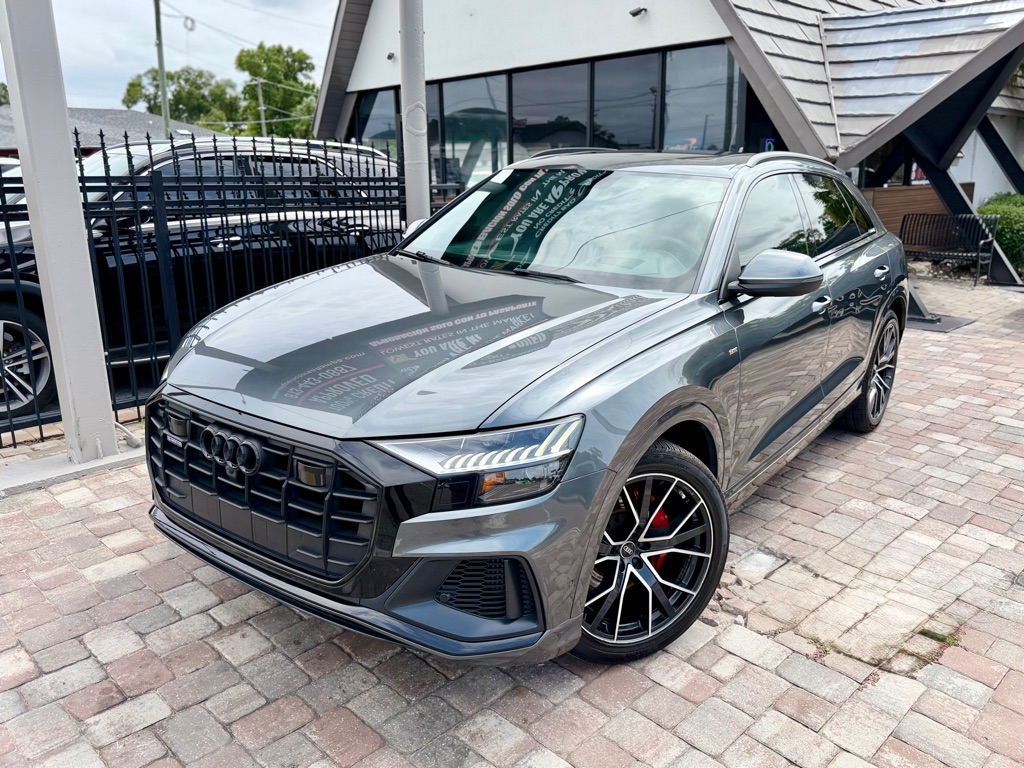 Photo 37 of this AUDI Q8