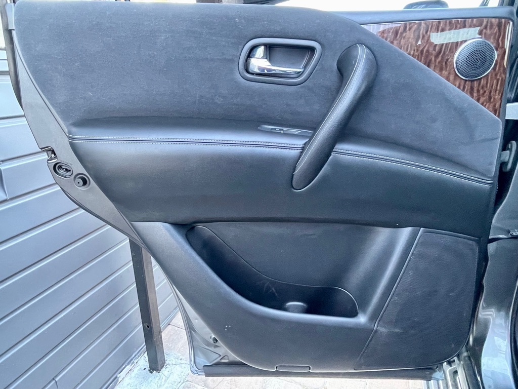 Photo 38 of this NISSAN ARMADA