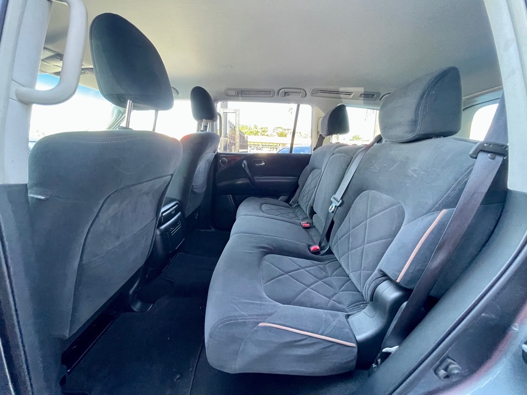 Photo 18 of this NISSAN ARMADA